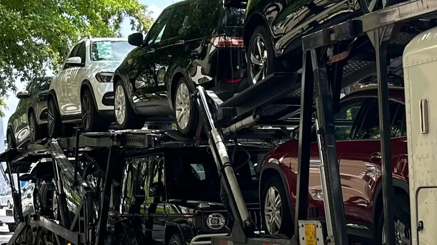 Full dealer load of nine vehicles on an ETG car hauler